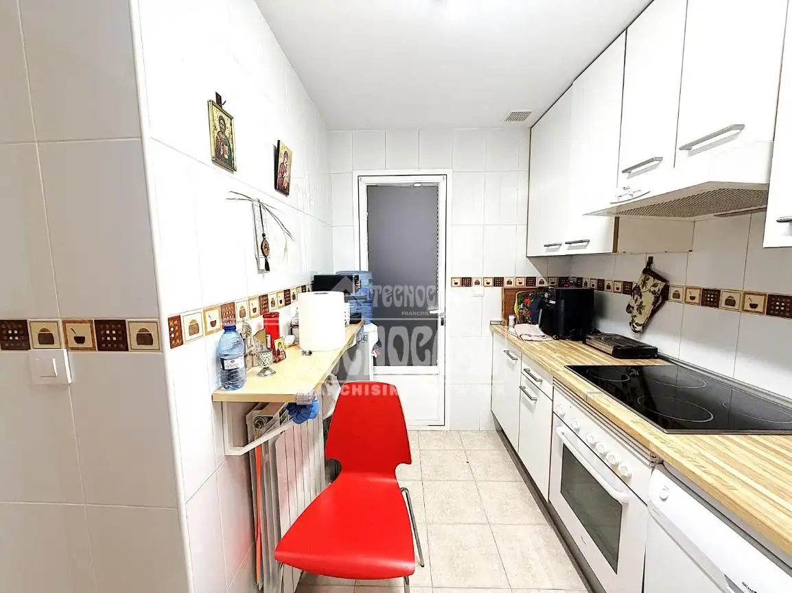 Kitchen of Flat for sale in Arcas del Villar