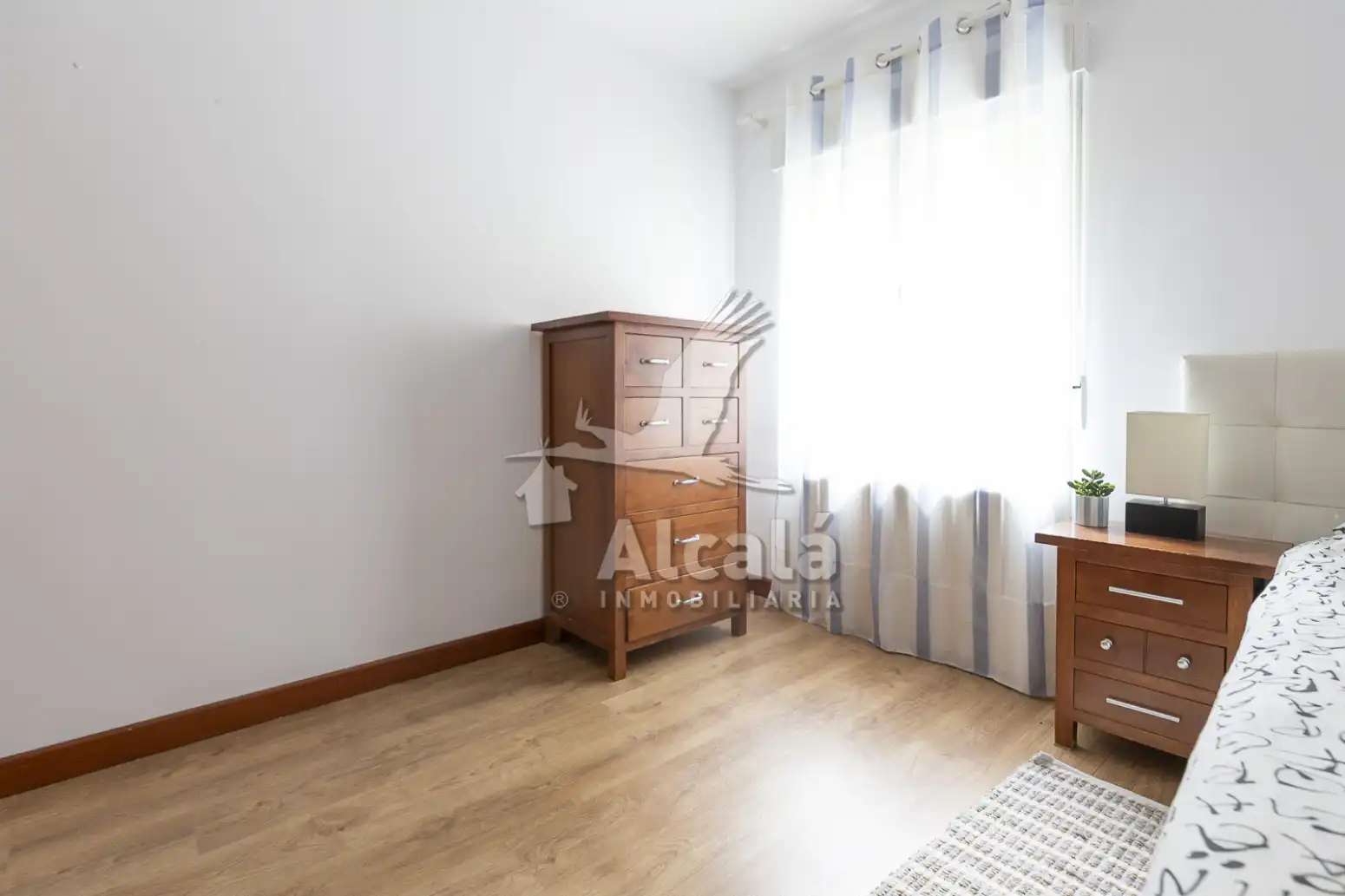 Bedroom of Flat for sale in Venecia - Nueva Alcalá