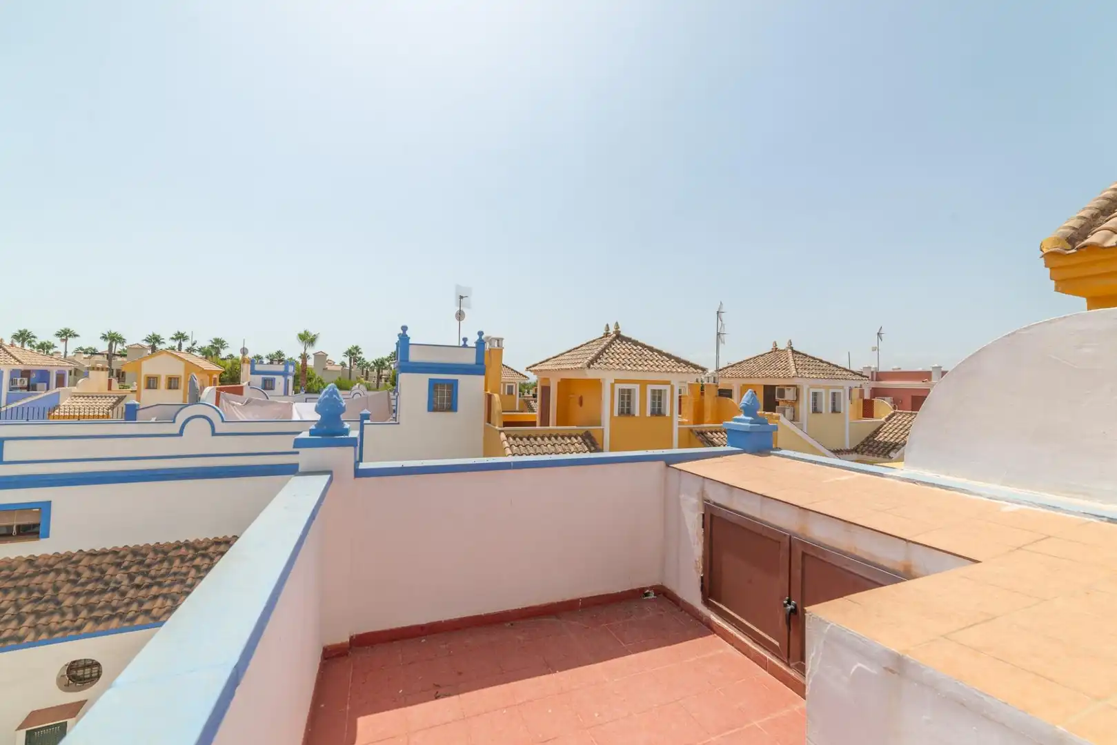 Terrasse von Einfamilien-Reihenhaus zum Verkauf in San Javier mit Klimaanlage, Heizung und Privatgarten