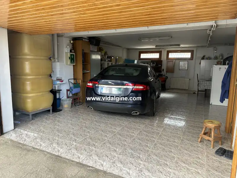 Parking de Casa o chalet en venta en Térmens con Calefacción, Jardín privado y Trastero