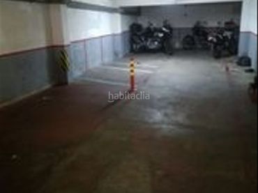 Moto de lloguer a Carrer de la Unió 7