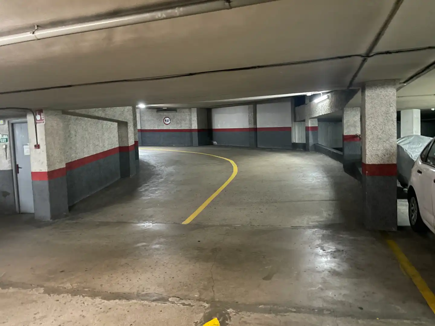Einzelparkplatz mit Aufzug zum Verkauf in Calle Tome Cano 10, imagen 5