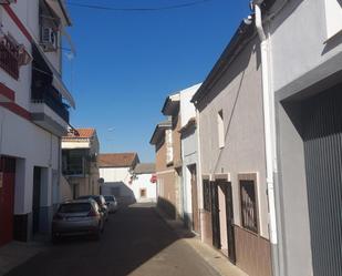 Vista exterior de Pis en venda en Miajadas amb Balcó