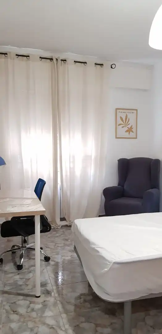 Habitación de Piso de alquiler en Albacete con Calefacción, Amueblado y Horno
