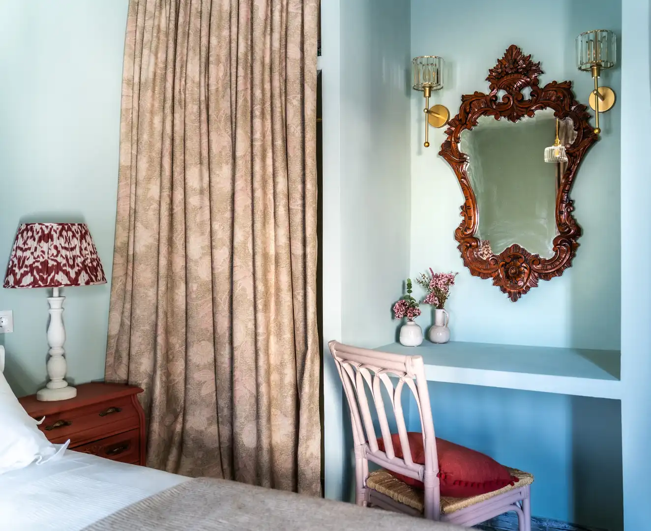 Bedroom of Detached homes for sale in Marbella  with Air Conditioner, Terrace and Storage room