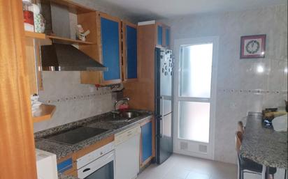 Kitchen of Single-family semi-detached for sale in Badajoz Capital  with Air Conditioner and Terrace
