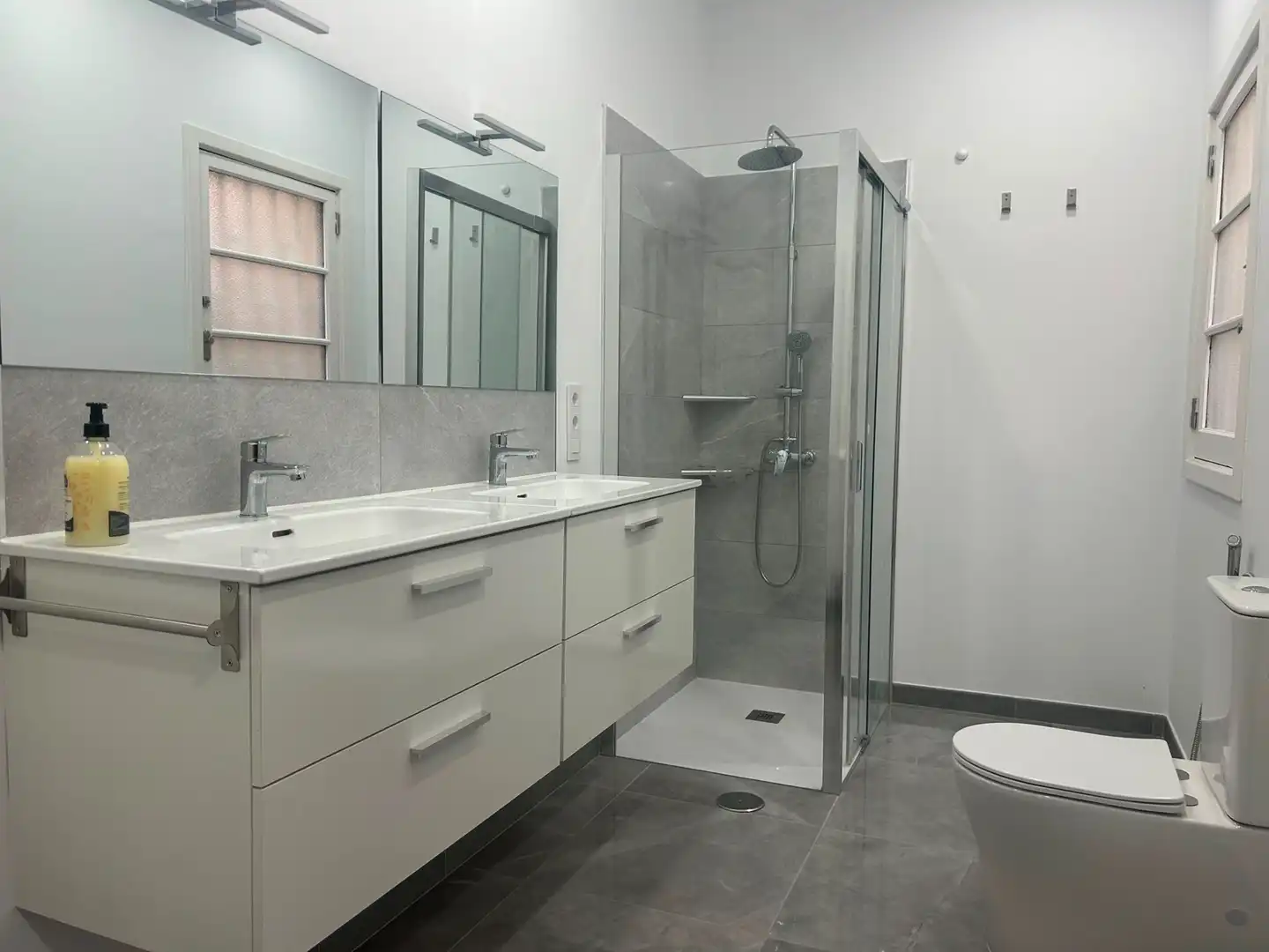 Baño de Piso de alquiler en Las Palmas de Gran Canaria con Amueblado y Balcón