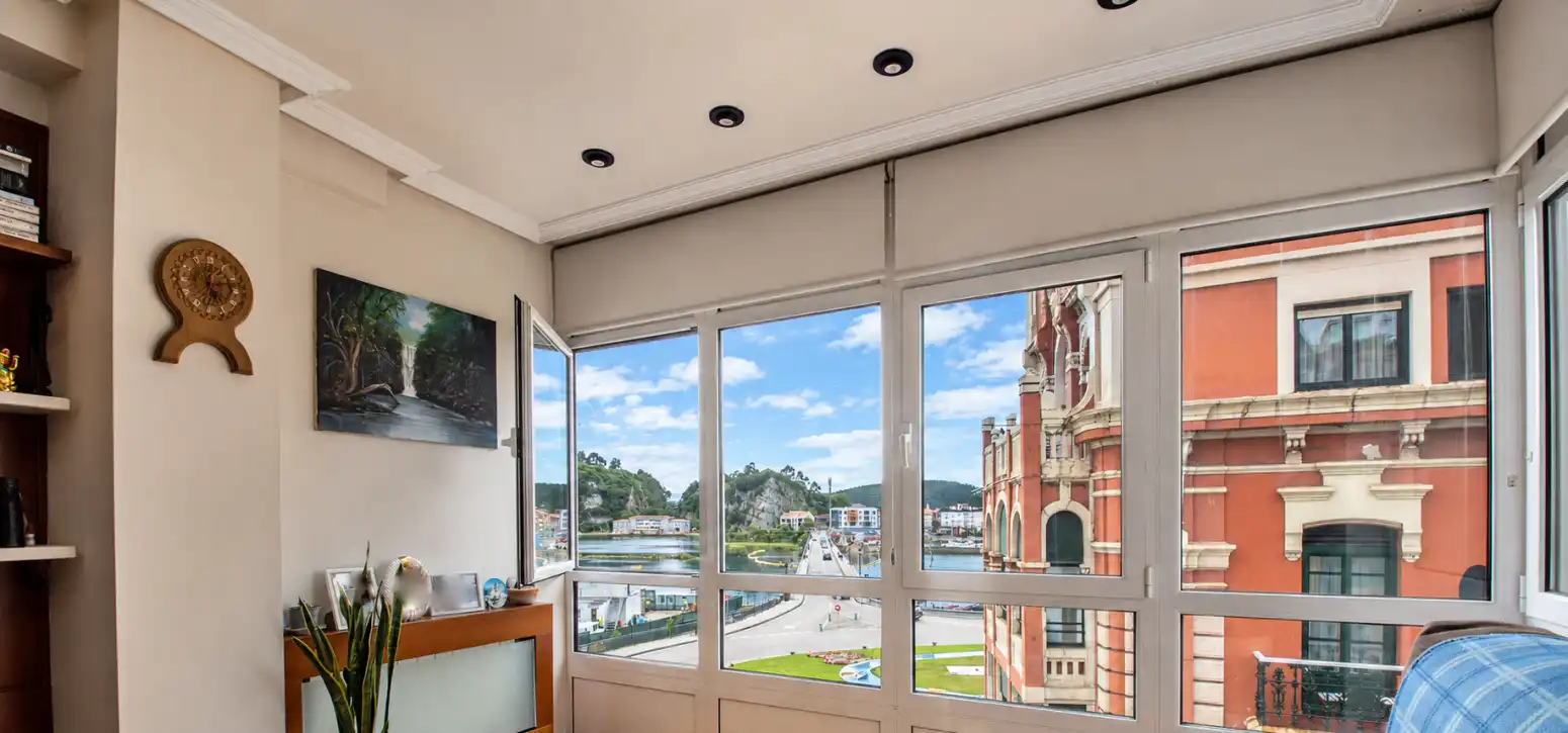 Terraza de Piso en venta en Ribadesella con Calefacción, Parquet y Trastero