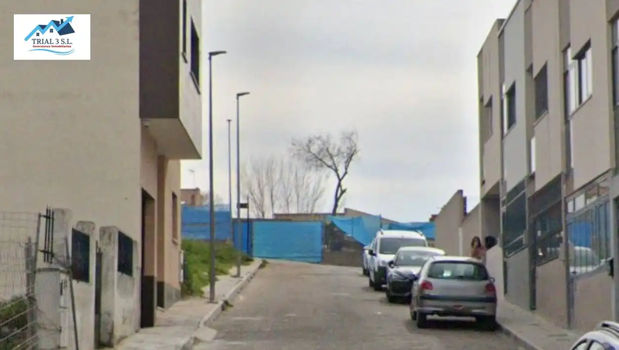 Vista exterior de Piso en venta en Esquivias