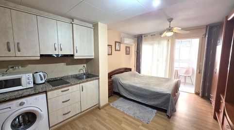 Foto 2 de Estudio en venta en Calle Nuestra Sra de Monserrate, Zona Playa del Cura, Torrevieja