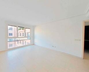 Bedroom of Flat for sale in  Madrid Capital  with Air Conditioner, Private garden and Storage room