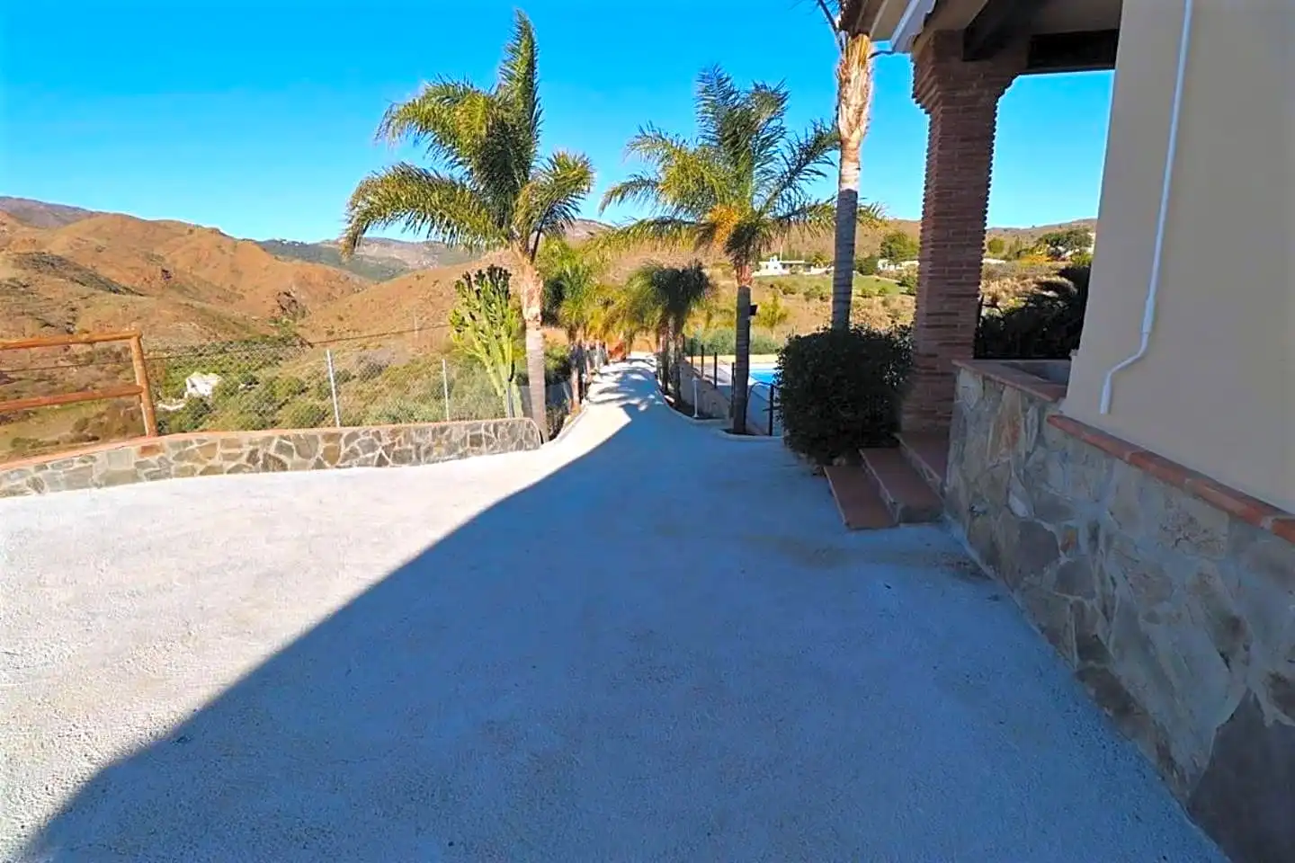 Vista exterior de Casa o chalet de alquiler en Mijas con Aire acondicionado, Jardín privado y Terraza