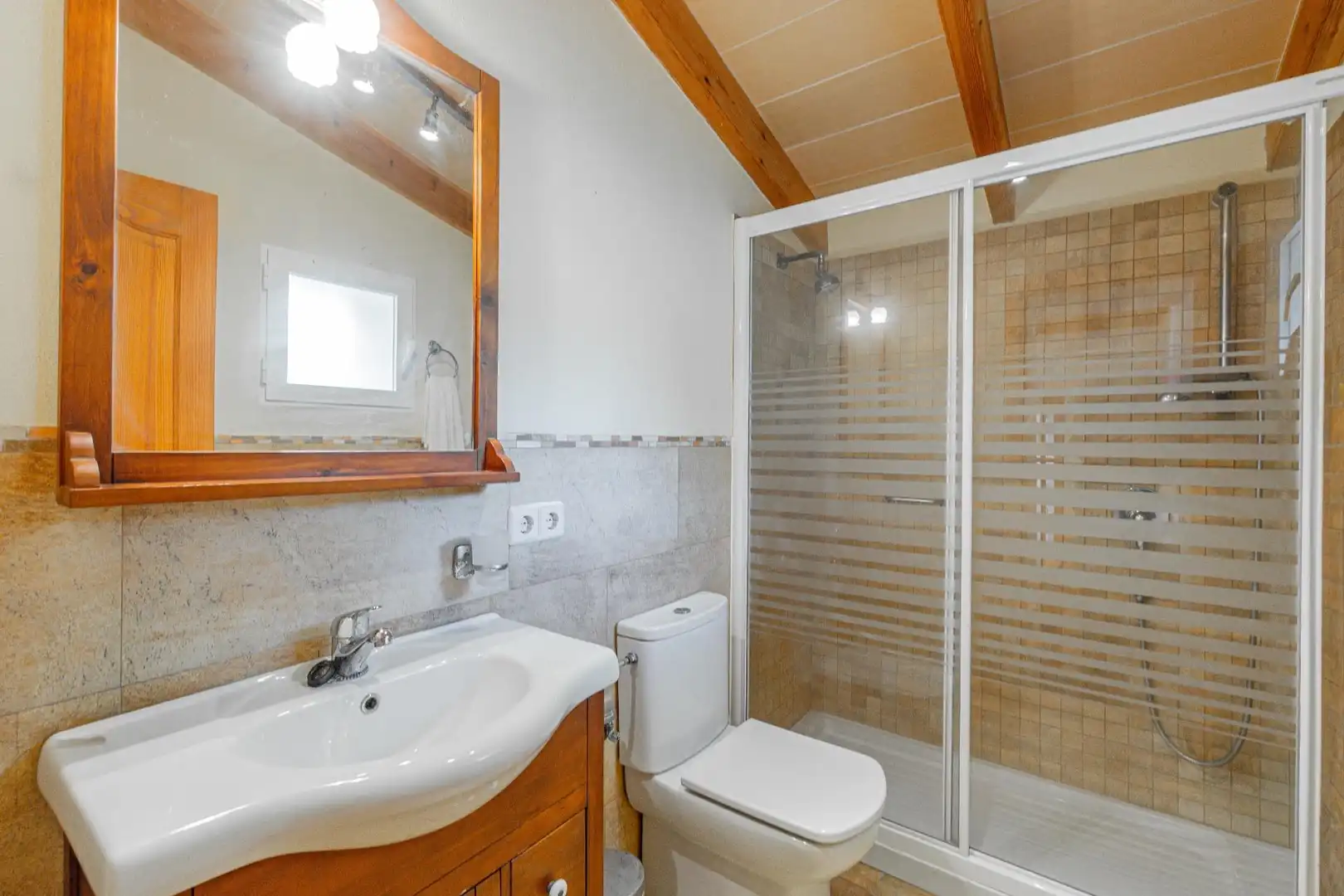 Baño de Finca rústica en venta en Puigpunyent con Jardín privado, Terraza y Trastero