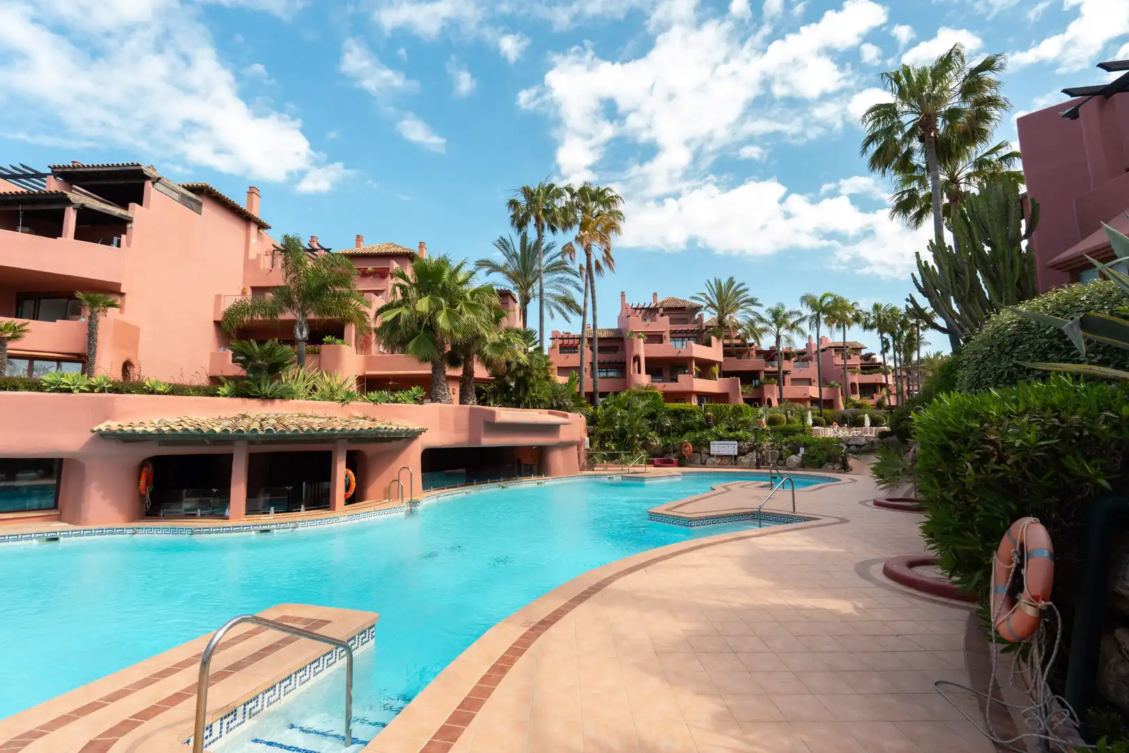 Exterior view of Attic for sale in Estepona  with Air Conditioner, Terrace and Swimming Pool