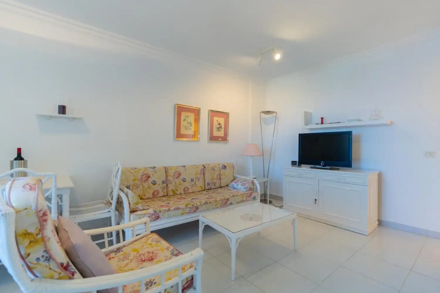 Sala d'estar de Estudi de lloguer en Santa Úrsula amb Jardí privat, Terrassa i Piscina