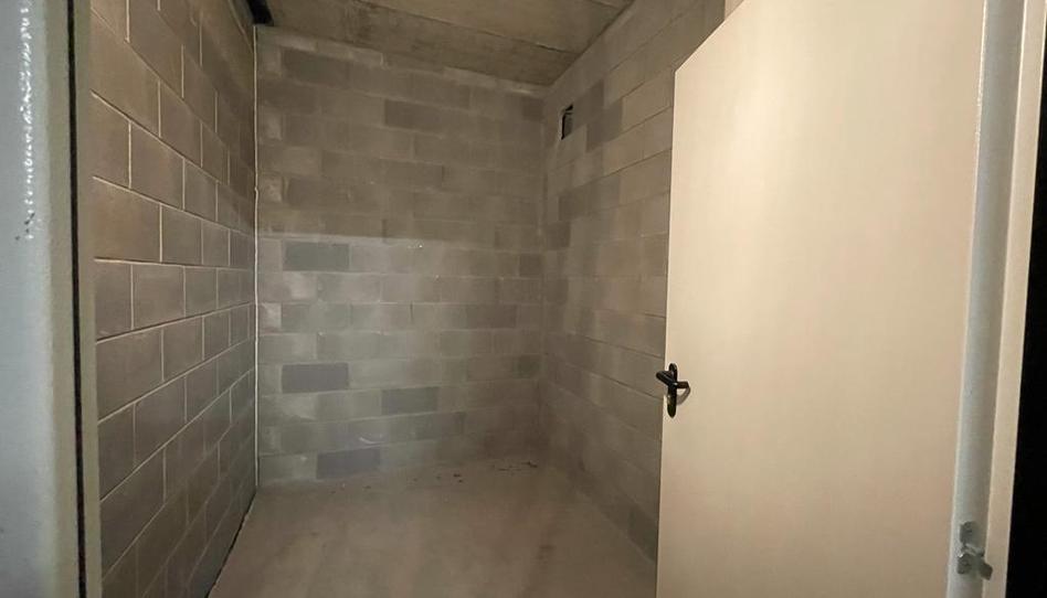 Foto 1 de Traster de lloguer a Carrer Ernest Lluch, Fontsanta - Fatjó, Barcelona