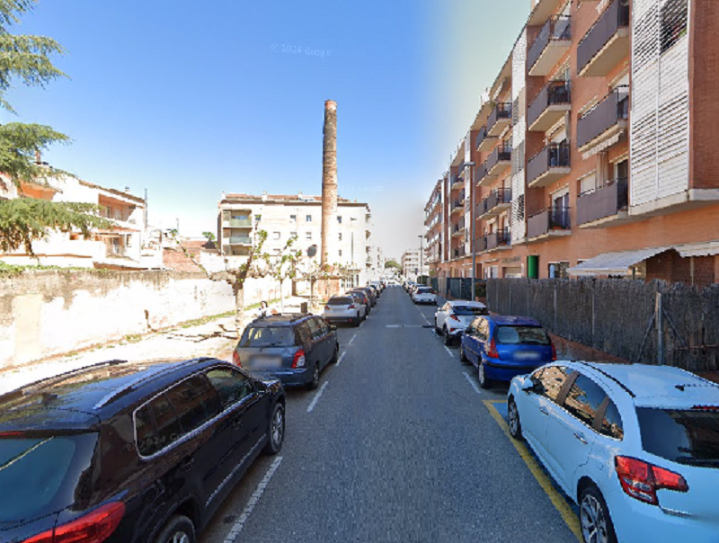 Vista exterior de Pis en venda en Figueres amb Terrassa