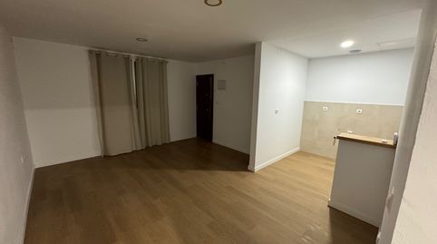Foto 2 de Piso en venta en Calle Fuentes de Andalucía, 30, La Pañoleta, Camas