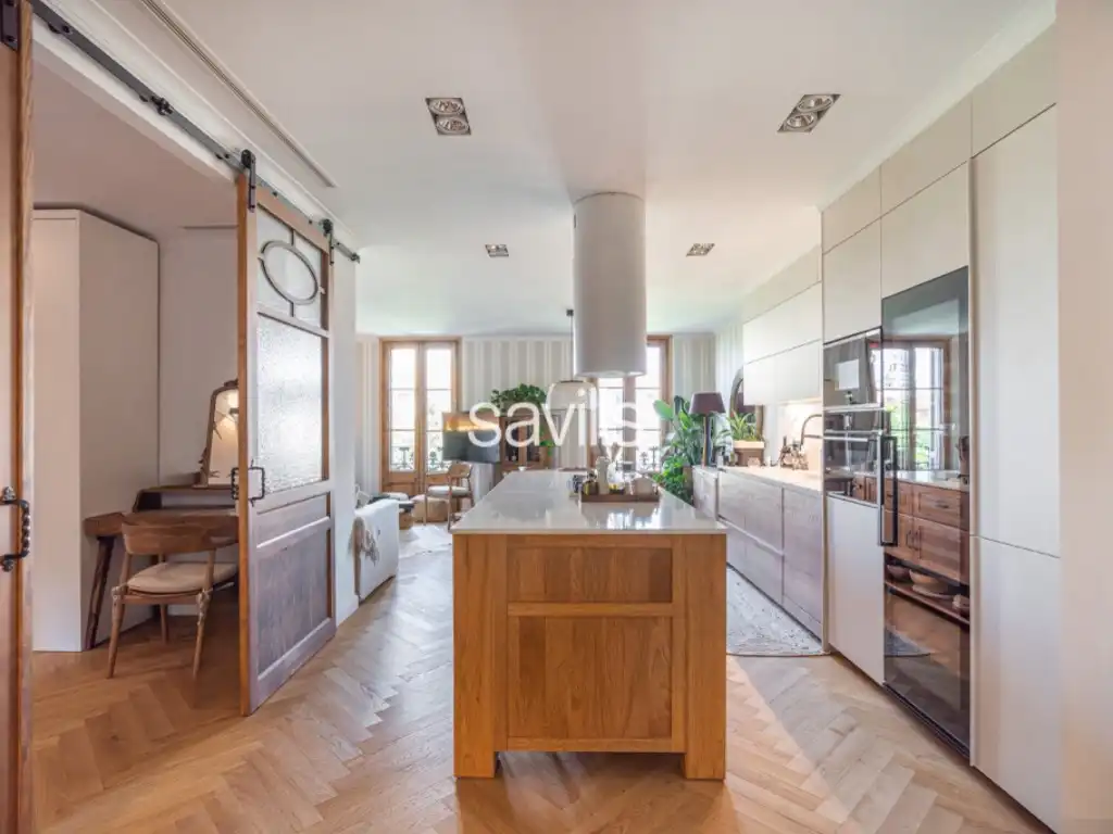 Cuina de Apartament en venda en Barcelona amb Aire condicionat, Terrassa i Forn