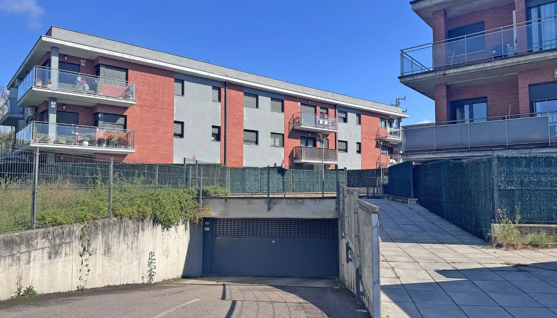 Außenansicht von Wohnung zum Verkauf in Les Masies de Roda mit Heizung und Balkon