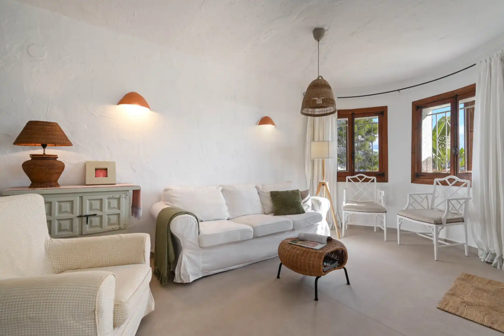 Sala de estar de Finca rústica de alquiler en Moraira con Aire acondicionado, Calefacción y Terraza