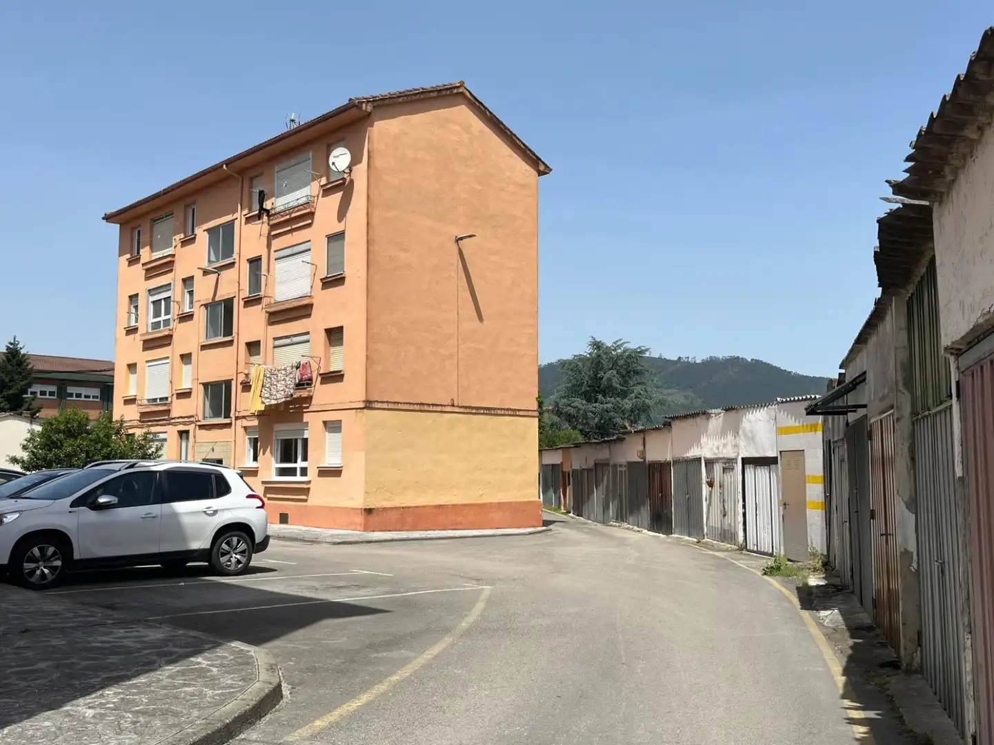 Parkplatz von Wohnung zum Verkauf in Los Corrales de Buelna 
