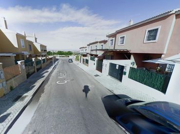 Adosado con piscina en venta en NEFTALI 13