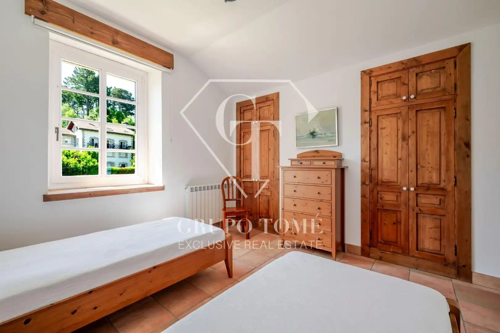 Dormitori de Dúplex en venda en Donostia - San Sebastián  amb Calefacció, Jardí privat i Moblat