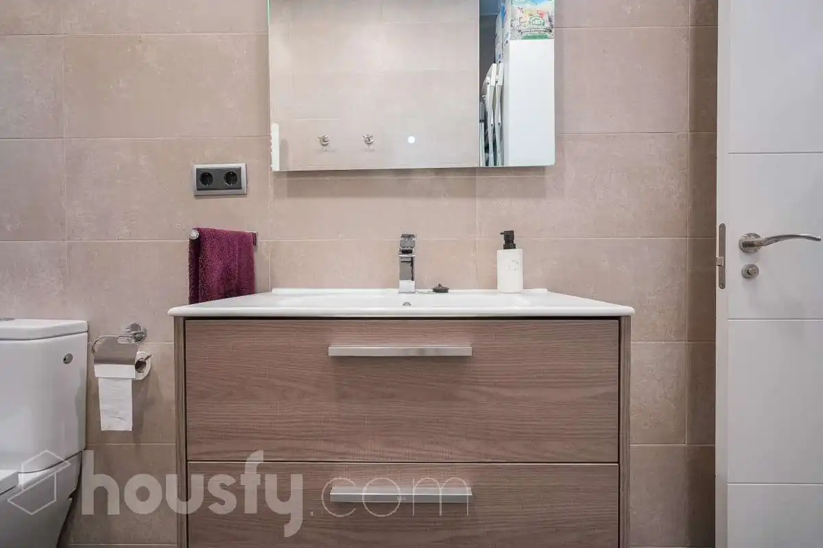 Baño de Piso en venta en Madrid con Aire acondicionado, Calefacción y Amueblado