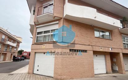 Exterior view of Single-family semi-detached for sale in Castellón de la Plana / Castelló de la Plana  with Air Conditioner and Terrace