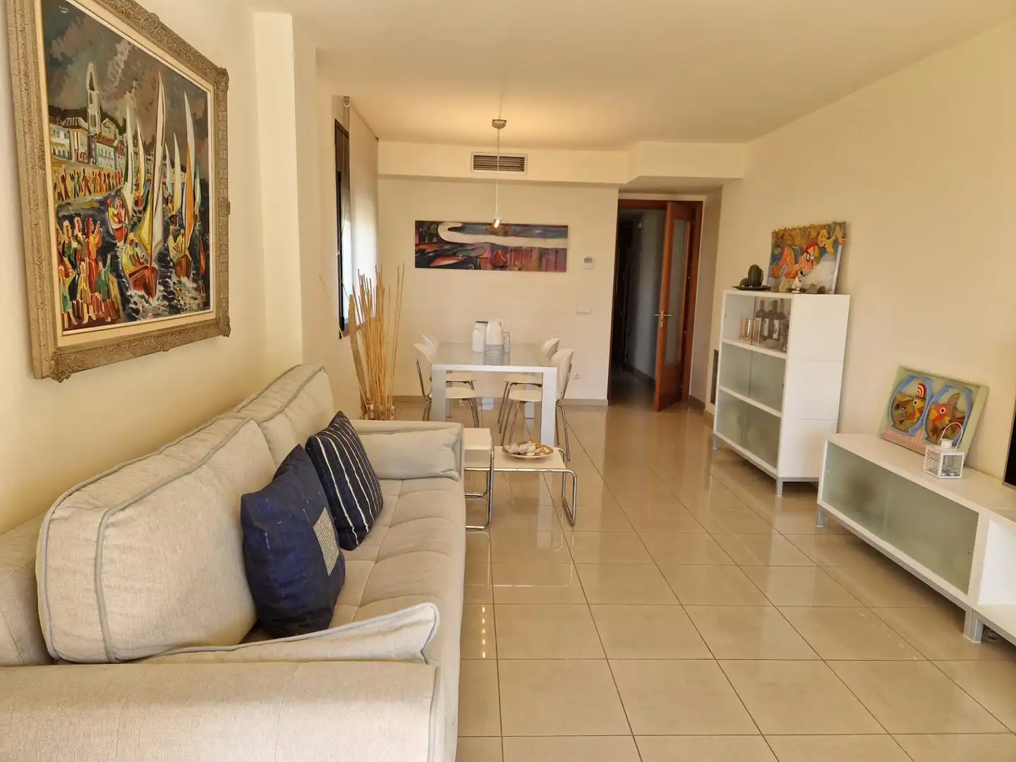 Sala d'estar de Apartament en venda en Roses amb Aire condicionat, Calefacció i Terrassa