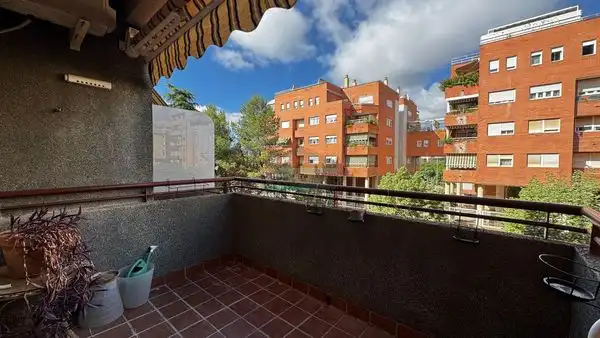 Vista exterior de Pis de lloguer en Granada amb Aire condicionat, Calefacció i Rentadora