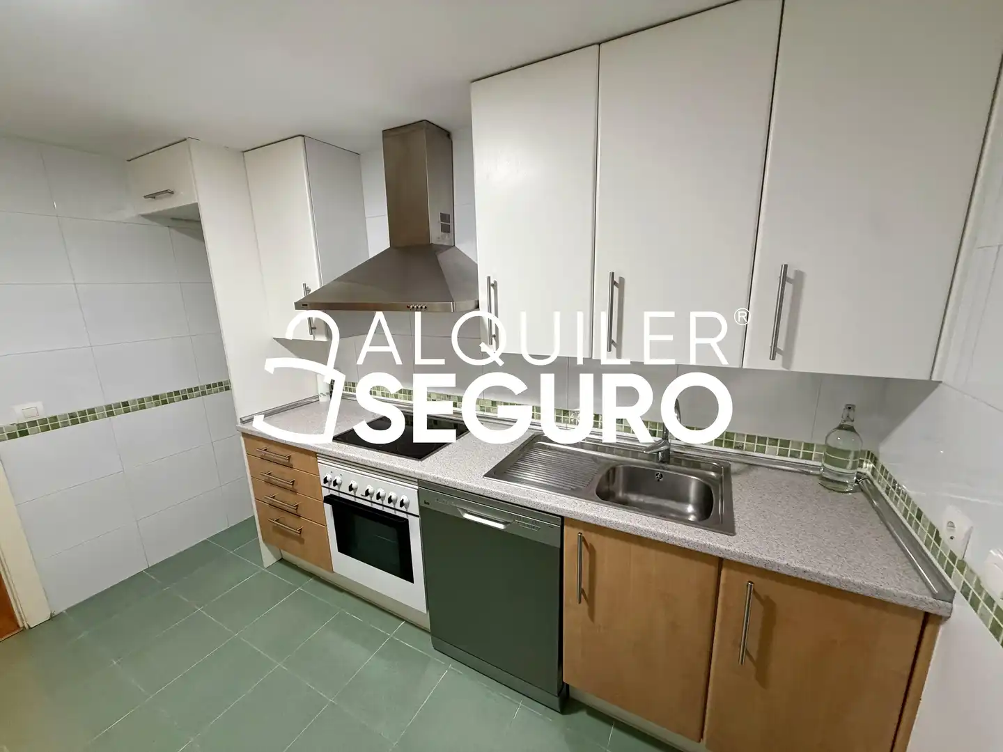 Cuina de Pis de lloguer en Valdemoro amb Aire condicionat, Calefacció i Traster
