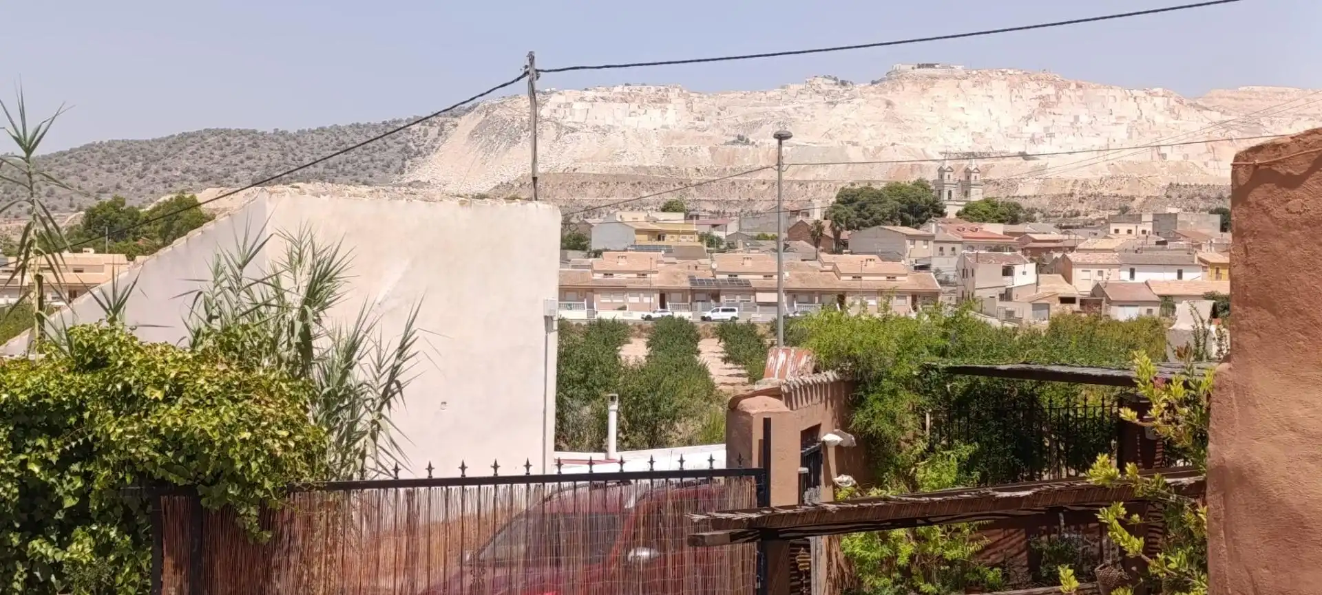 Casa o chalet en venta en Algueña con Jardín privado, Terraza y Trastero