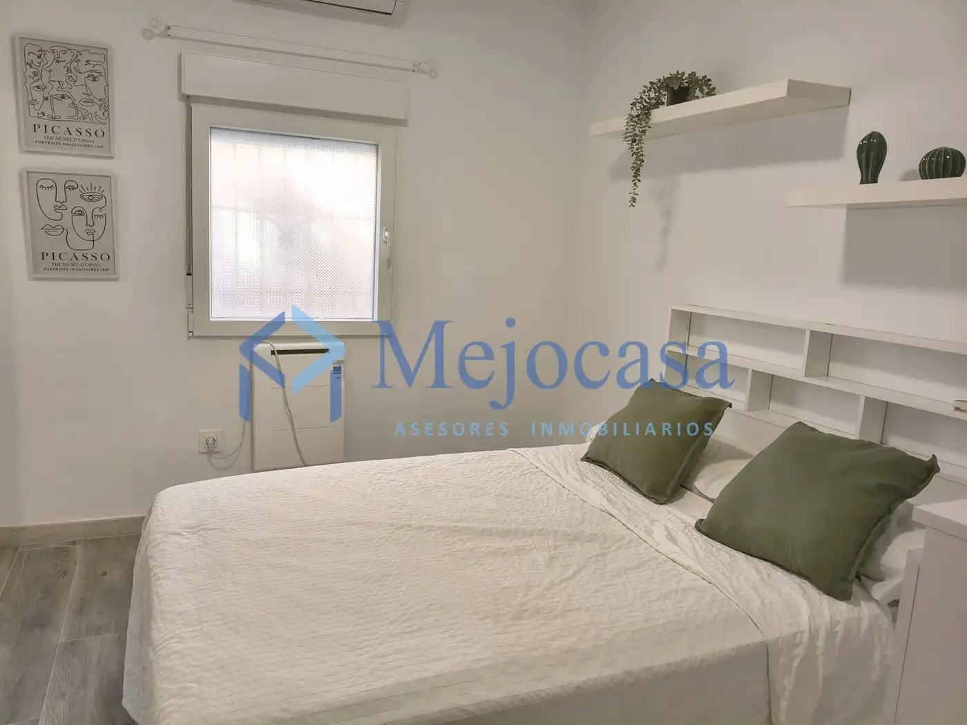 Dormitori de Apartament en venda en Madrid amb Aire condicionat, Calefacció i Moblat