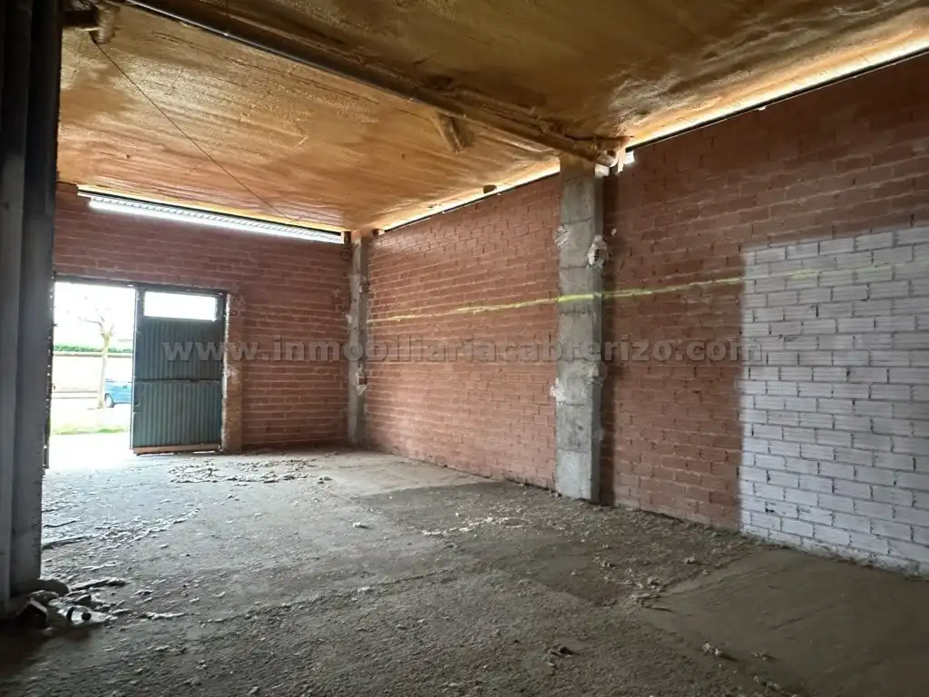 Local en venta en  Logroño