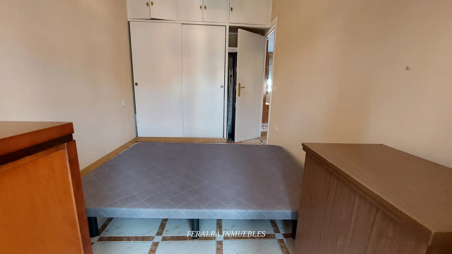 Schlafzimmer von Wohnung zum Verkauf in Madrid mit Klimaanlage, Heizung und Terrasse