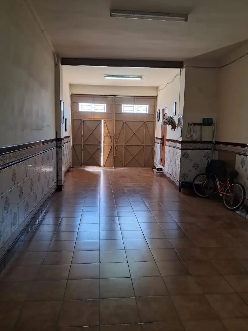 Casa adosada en venta en Tomelloso con Aire acondicionado, Calefacción y Terraza