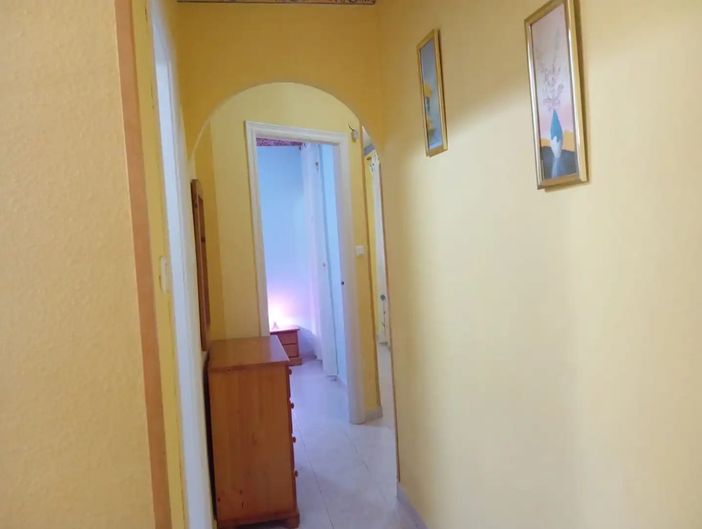 Wohnung zum Verkauf in Gualchos mit Klimaanlage, Terrasse und Möbliert