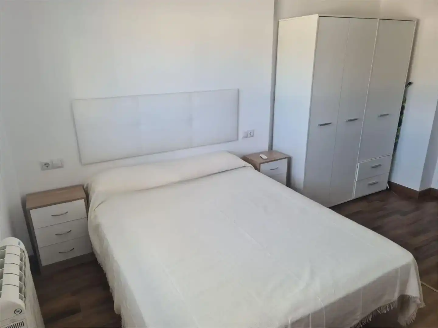 Schlafzimmer von Wohnung zur Miete in Alicante / Alacant mit Klimaanlage