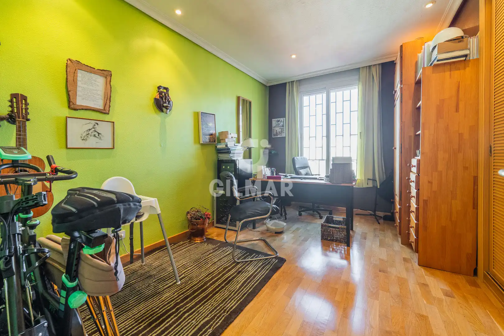 Habitación de Ático en venta en Madrid con Calefacción y Balcón