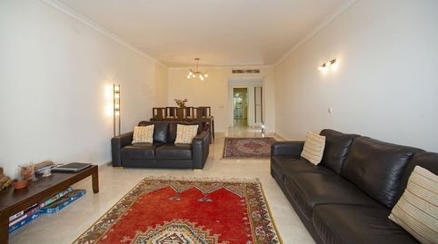 Piso en venta en calle Hernán Cortés 3, Benahavís, imatge 3