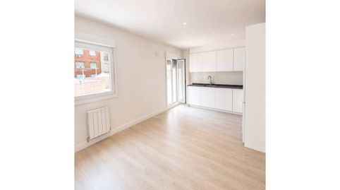 Foto 5 de Piso en venta en Calle Vélez de Guevara, Juzgados, Logroño