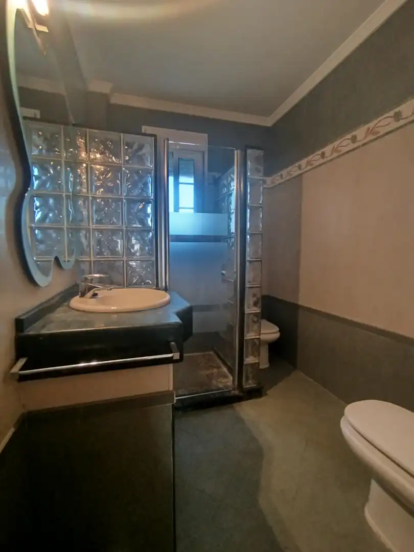 Baño de Casa o chalet en venta en Chiclana de la Frontera con Aire acondicionado, Terraza y Trastero