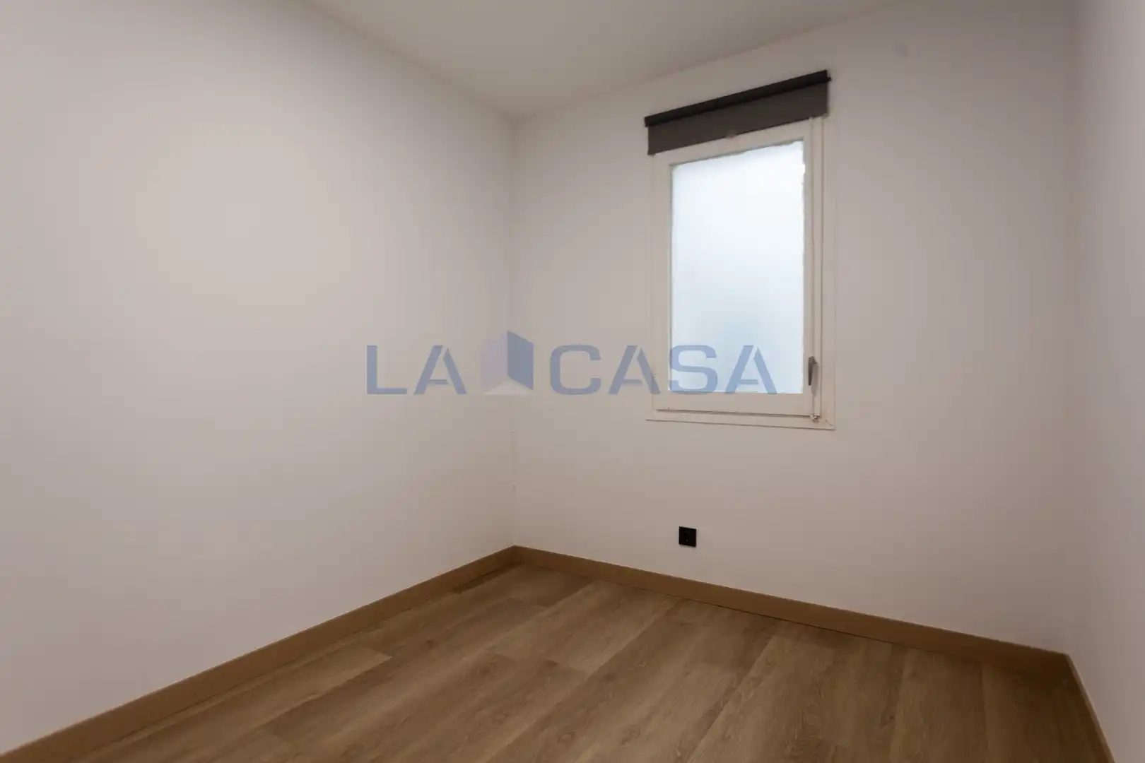 Dormitori de Àtic en venda en L'Hospitalet de Llobregat amb Balcó