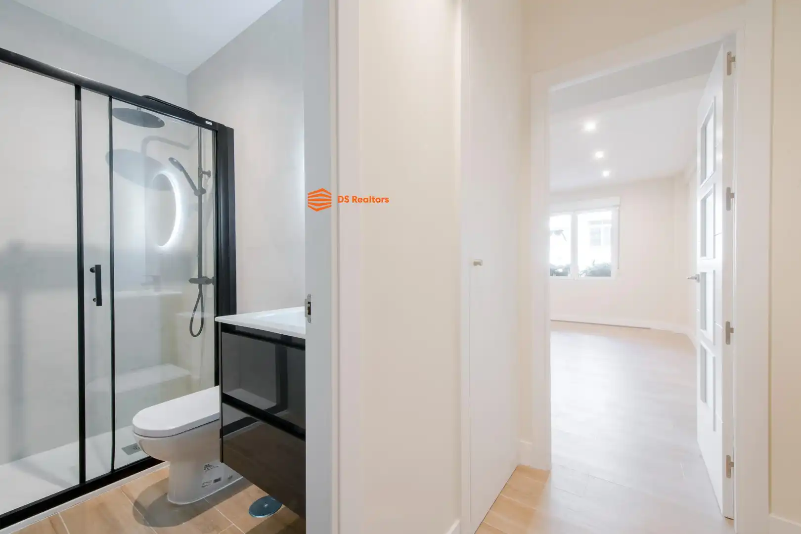Flat with lift for sale in Avenida BRUSELAS 48, imagen 20