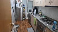 Cuina de Pis en venda en L'Hospitalet de Llobregat amb Aire condicionat, Parquet i Balcó