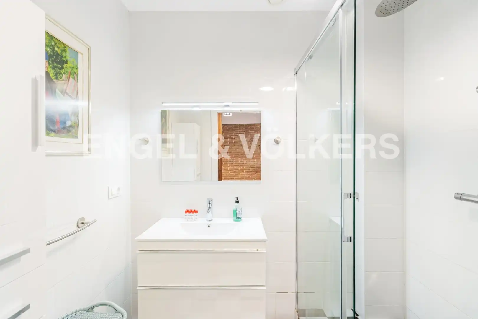 Baño de Piso de alquiler en Barcelona con Aire acondicionado, Calefacción y Parquet