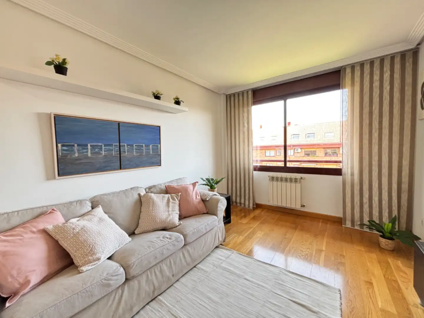 Wohnzimmer von Wohnung zum Verkauf in Majadahonda mit Klimaanlage, Heizung und Privatgarten