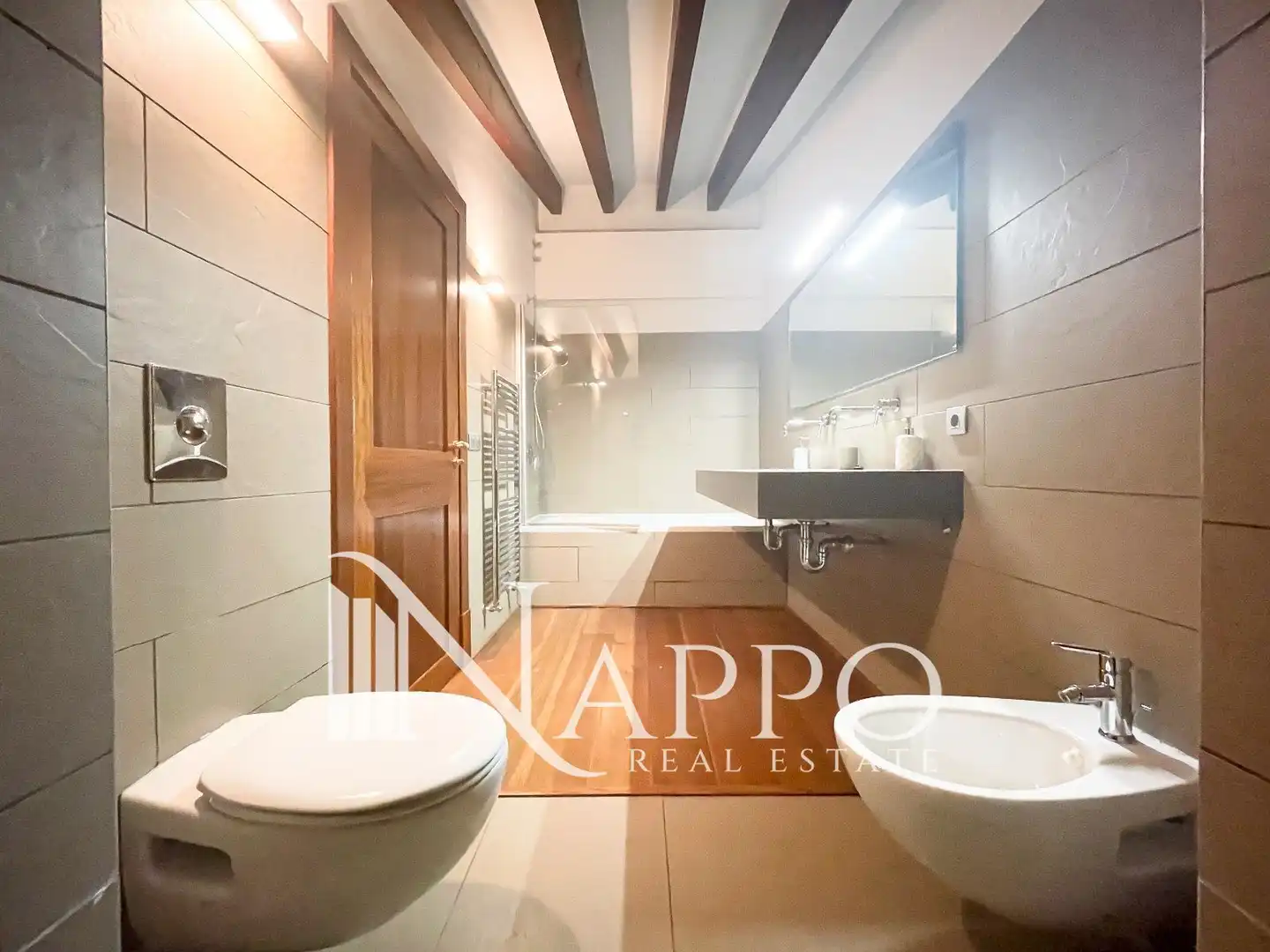 Badezimmer von Dachboden zur Miete in  Palma de Mallorca mit Klimaanlage und Heizung